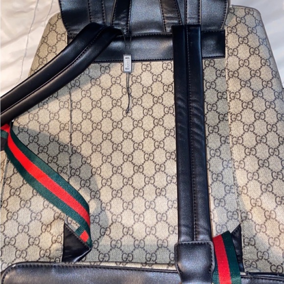 gucci bag - Picture 3 of 4